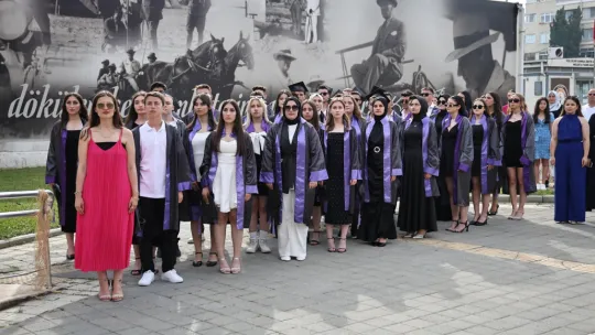 TÜRAM Mesleki ve Teknik Anadolu Lisesi Öğrencileri Mezuniyet Coşkusu Yaşadı