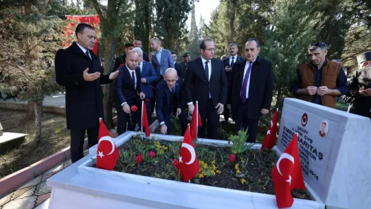 Silivri'de 18 Mart Çanakkale Zaferi ve şehitler anıldı