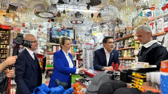 Buğra Kavuncu Silivri'de ziyaretlerde bulundu