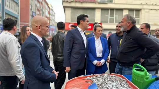 Buğra Kavuncu Silivri'de ziyaretlerde bulundu