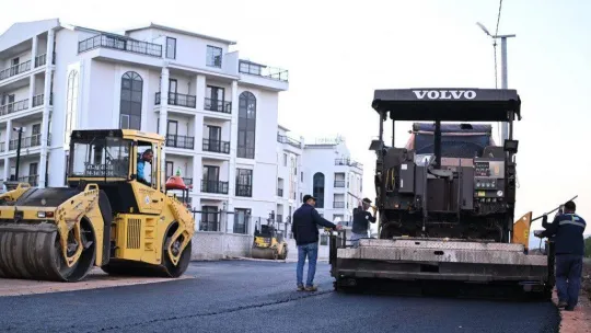 450 ton asfalt kullanıldı, iki sokağın çehresi değişti