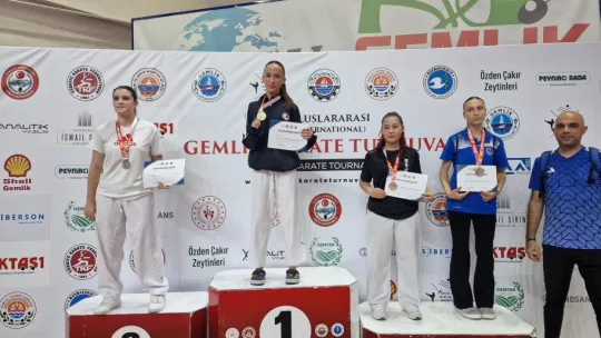 Silivri Karate Kulübü Sporcuları Bursa-Gemlik'te Madalya Kazandı