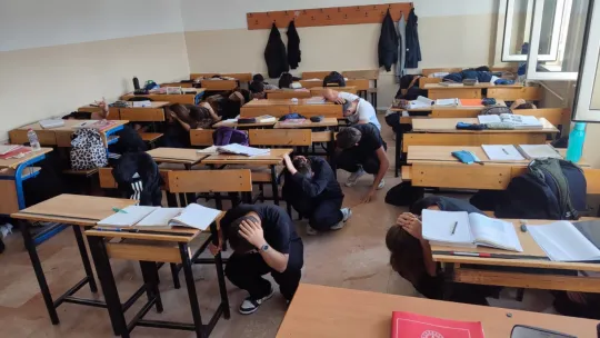 Silivri Atatürk Anadolu Lisesi'nde Deprem Tatbikatı Gerçekleştirildi