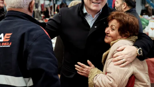 Başkan Balcıoğlu, Gümüşyaka Pazarı'nı Ziyaret Etti