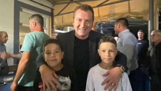 Bora Balcıoğlu Danamandıra'da vatandaşlarla buluştu