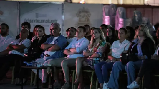 Yazlık Sinema Nostaljisi Film Gösterimlerinin Gala Gecesi Atatürk Filmi ile Gerçekleştirildi