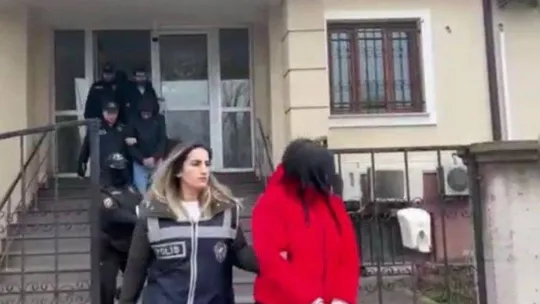 6 adrese eş zamanlı fuhuş operasyonu: 2 kişi tutuklandı