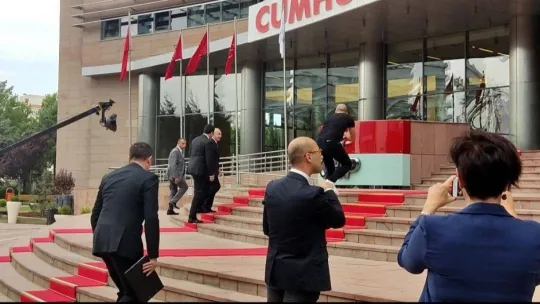 6'lı Masa ikinci turun ilk görüşmesine başladı