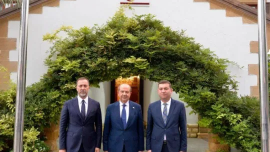 Yılmaz 'Kıbrıs demek vatan demektir'