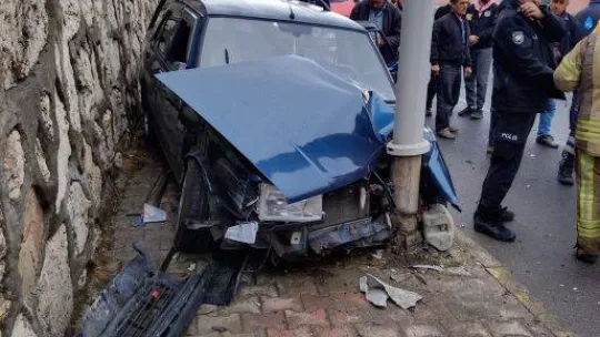 Yağış kaza getirdi