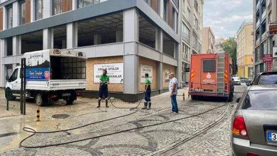 İBB ekipleri çalışmalarını sürdürüyor