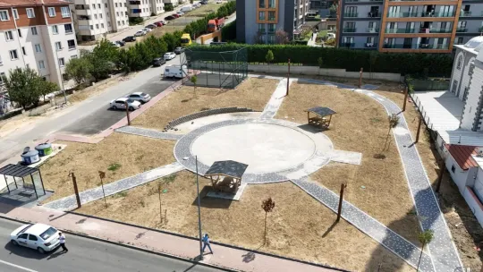 Silivri Belediyesi Yeni Park ve Çevre Düzenleme Çalışmalarına Devam Ediyor