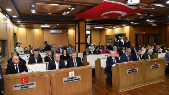 Belediye Başkanı Erhan Güzel Kararların Çatalca'ya Hayırlı Olmasını Diledi