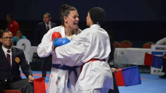 75 ülkeden bin 65 karatecinin ter döktüğü uluslararası turnuva başladı