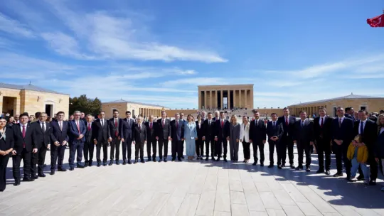 Başkan Balcıoğlu, İbb Başkanı İmamoğlu İle Ata'nın Huzuruna Çıktı