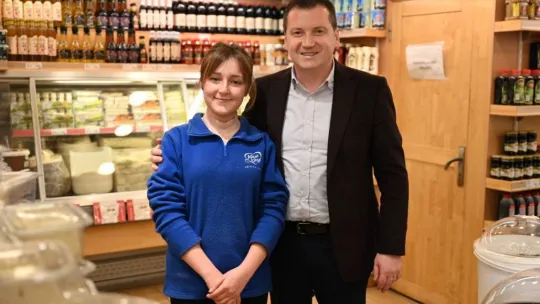 Bora Balcıoğlu Alibey Mahallesi'nde Esnafla Buluştu