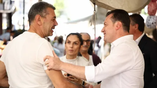 Başkan Balcıoğlu, Semt Pazarında Esnaf ve Vatandaşlarla Buluştu