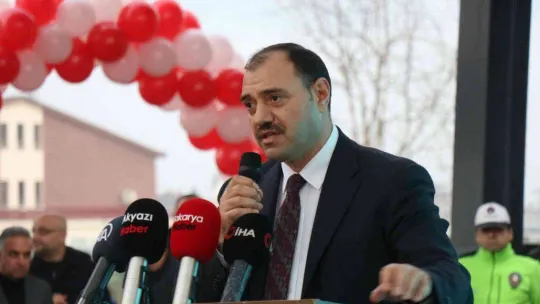 8 milyonluk ilçe terminali hizmete açıldı