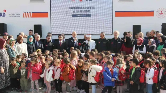 81 ilde eş zamanlı 'Deprem Anı, Çök Kapan Tutun ve Tahliye Tatbikatı'