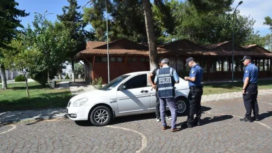 81 ildeki huzur operasyonunda 788 düzensiz göçmen yakalandı