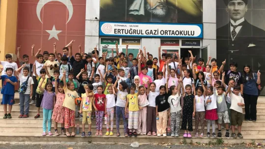 Silivrili Gençler TÜGVA Yaz Okulu'nda Eğlenerek Öğreniyor