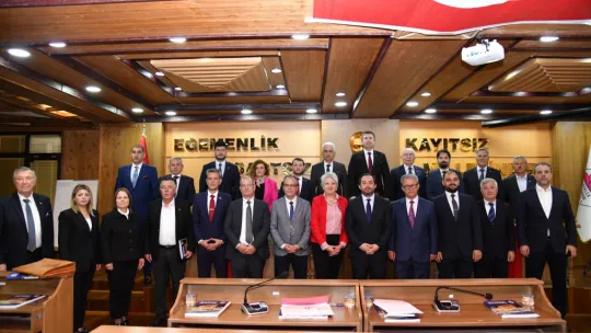 Belediye Başkanı Erhan Güzel Kararların Çatalca'ya Hayırlı Olmasını Diledi