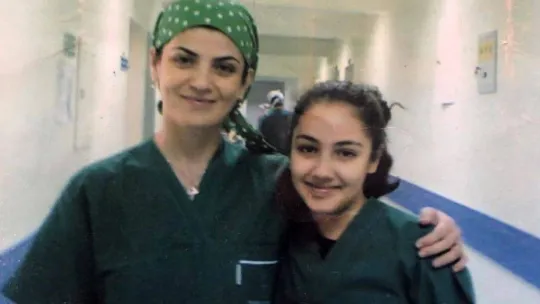 9 yaşındaki fotoğraf gerçek oldu, uzman annesinin asistanı oldu