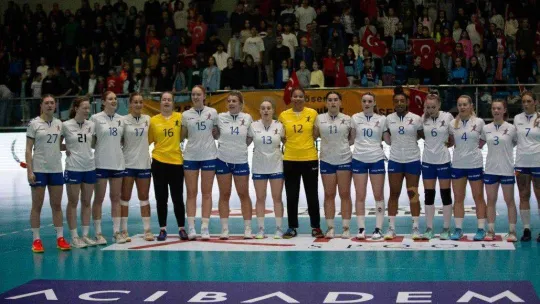 A Milli Kadın Hentbol Takımı, Büyük Britanya'yı 39-14 mağlup etti