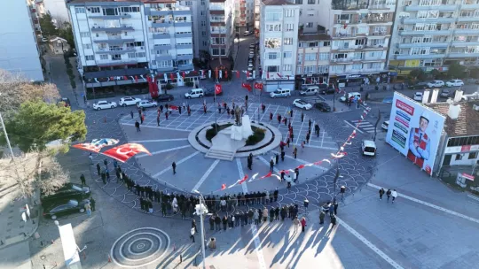Başkan Balcıoğlu, Öğretmenler Günü Çelenk Sunma Törenine Katıldı