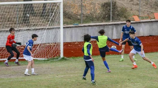 ABB FOMGET'in yeni sezon parolası: Şampiyonluk