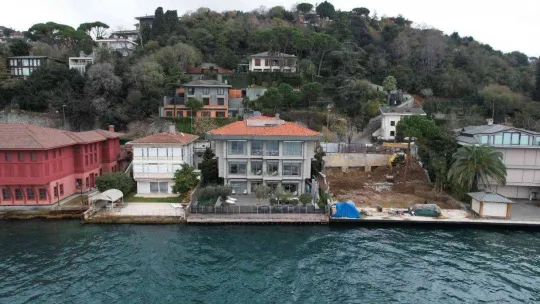 Abramoviç'in Beykoz'da kiraladığı yalı havadan görüntülendi