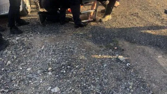 Açık kalan rögardan çukura düştü, 2 buçuk saat sesini duyurmaya çalıştı