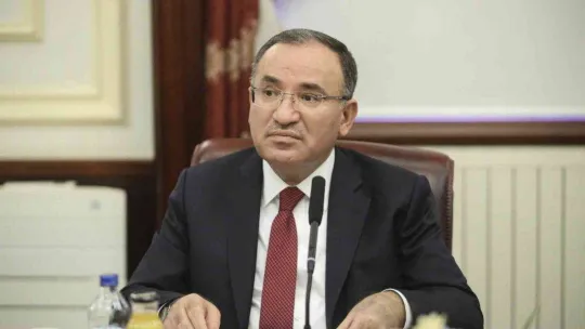 Adalet Bakanı Bozdağ, Somalili mevkidaşı Ali ile görüştü