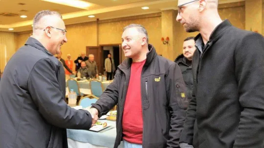 Adapazarı'nda altın esnaflar belgelerini aldı