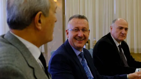 Adapazarı'nda altın esnaflar belgelerini aldı