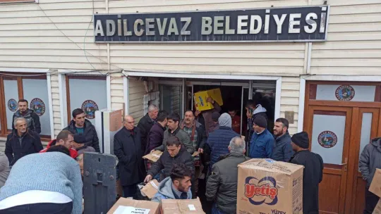 Adilcevaz'dan deprem bölgesine yardım eli