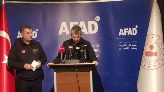 AFAD Başkanı Sezer: 'Bize ulaşan bilgiye göre 1 vatandaşımız hayatını kaybetmiş durumda. 69'a yakın yaralımızda hastanelere sevk edildi'