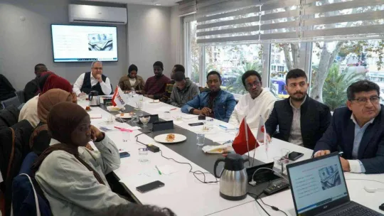 Afrikalı gençlere destek için girişimcilik eğitimi verildi