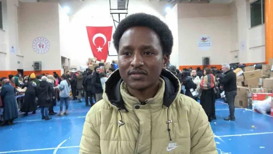 Afrikalı öğrenciler depremzedelere yardım için seferber oldu