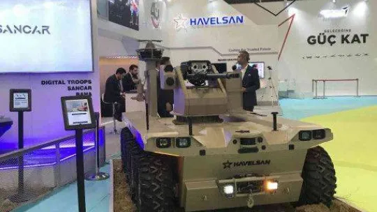 Ağır sınıf insansız kara aracı KAPGAN ilk kez görüldü