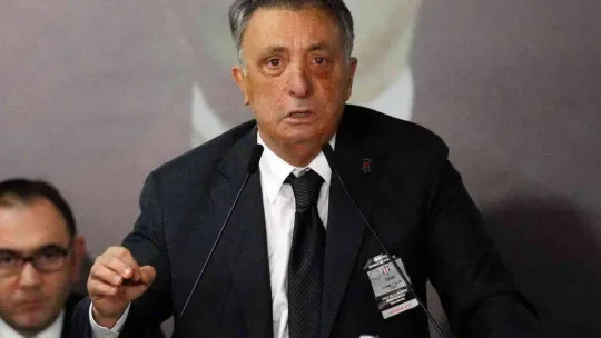 Ahmet Nur Çebi: 'Burada 'burayı yönetecek adam yok' demek yakışık almadı'