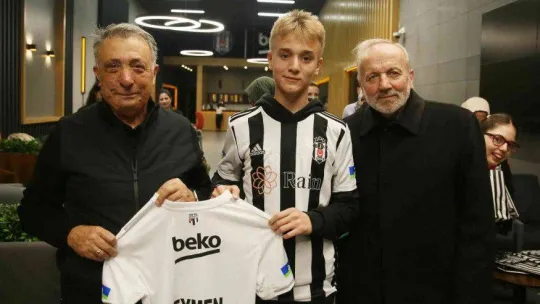 Ahmet Nur Çebi, şehit aileleriyle buluştu