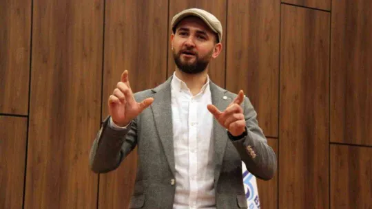 Aile Okulu'nda travmayla yaşamayı öğretiyorlar