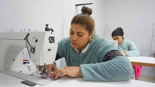 Aile ve Sosyal Hizmetler Bakanlığı'ndan kadınlara çifte destek