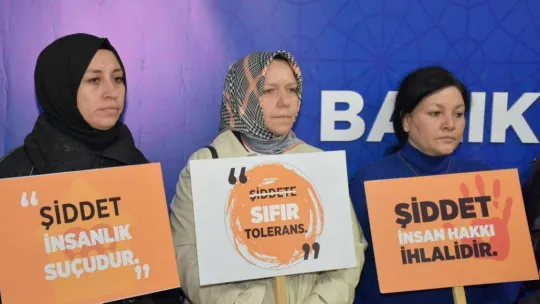 AK Parti'den kadına yönelik şiddete karşı açıklama