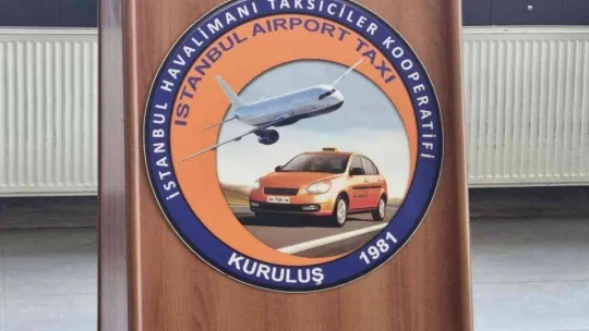 AK Parti İstanbul İl Başkanı Kabaktepe taksicilerle toplantıda bir araya geldi