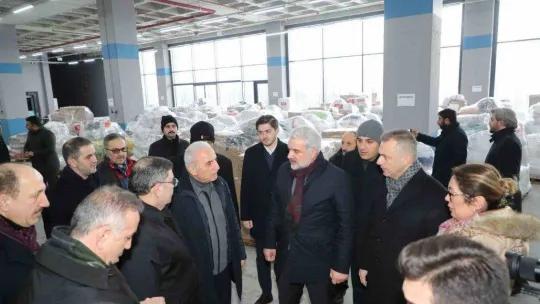 AK Parti İstanbul İl Başkanı Osman Nuri Kabaktepe: 'Gün birlik olma, Türkiye için tek yürek olma günüdür'