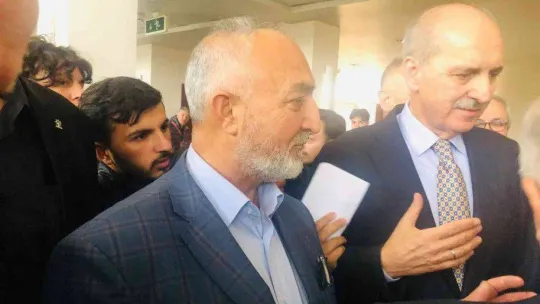 AK Parti'li başkanlar 'Türkiye'yi Yarınlara Taşımak' konulu konferansa katıldı