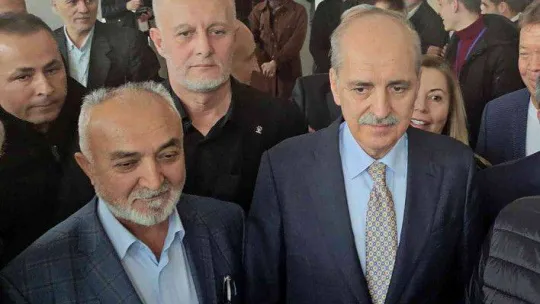 AK Parti'li başkanlar 'Türkiye'yi Yarınlara Taşımak' konulu konferansa katıldı