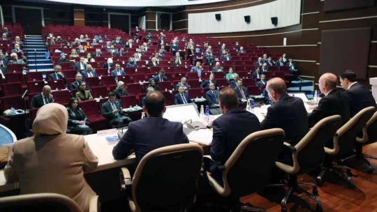 AK Parti Merkez Karar Yönetim Kurulu, Cumhurbaşkanı Recep Tayyip Erdoğan başkanlığında parti genel merkezinde toplandı.